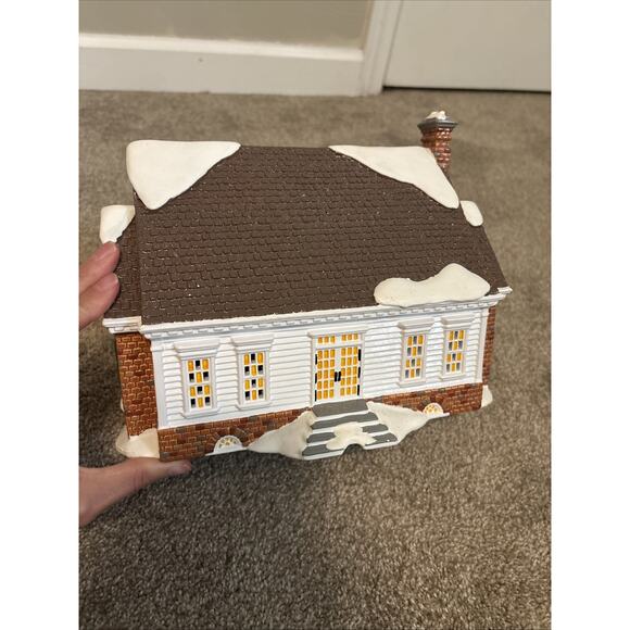 Dept. 56 Snow Village Colonial Revival - Picture 8 of 10